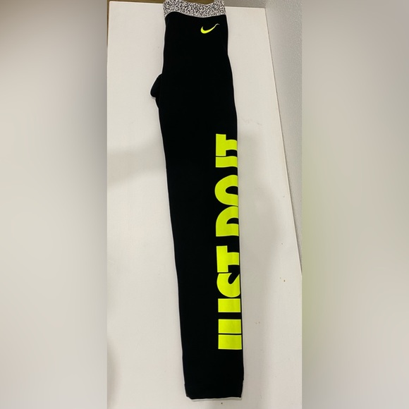 Nike Pro Hyperwarm Tights Mezzo Waistband Compression Black/Volt Women |Size S - Picture 10 of 10